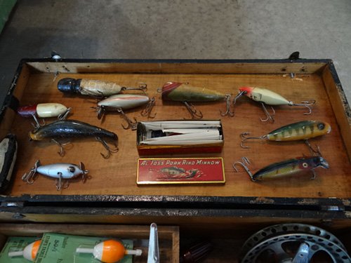 Property photo 49 - Personal Property Auction, Furniture, Glassware, Pictures, Kitchen Appliances, Household, Fishing Gear, Vintage Cameras, Electronics, Toys, Games
